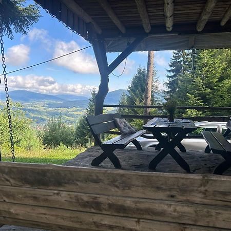Gosciniec Pod Lubomirem Bed & Breakfast Weglowka  Exterior foto